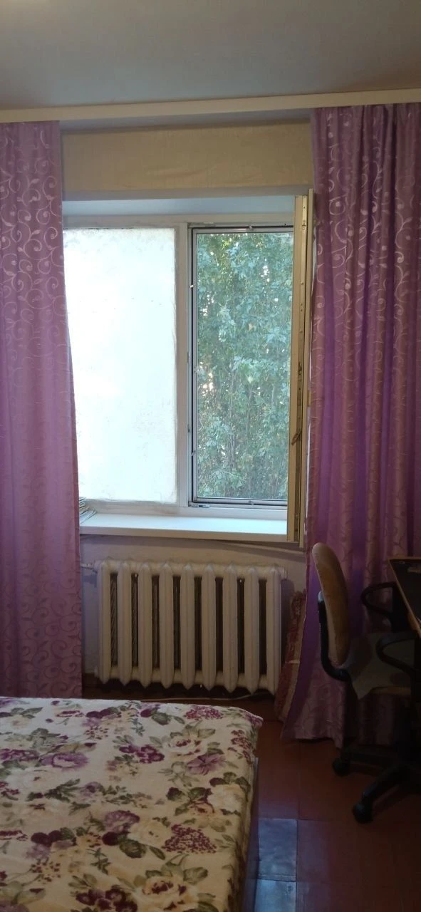 Продам 3-х кімнатну квартиру