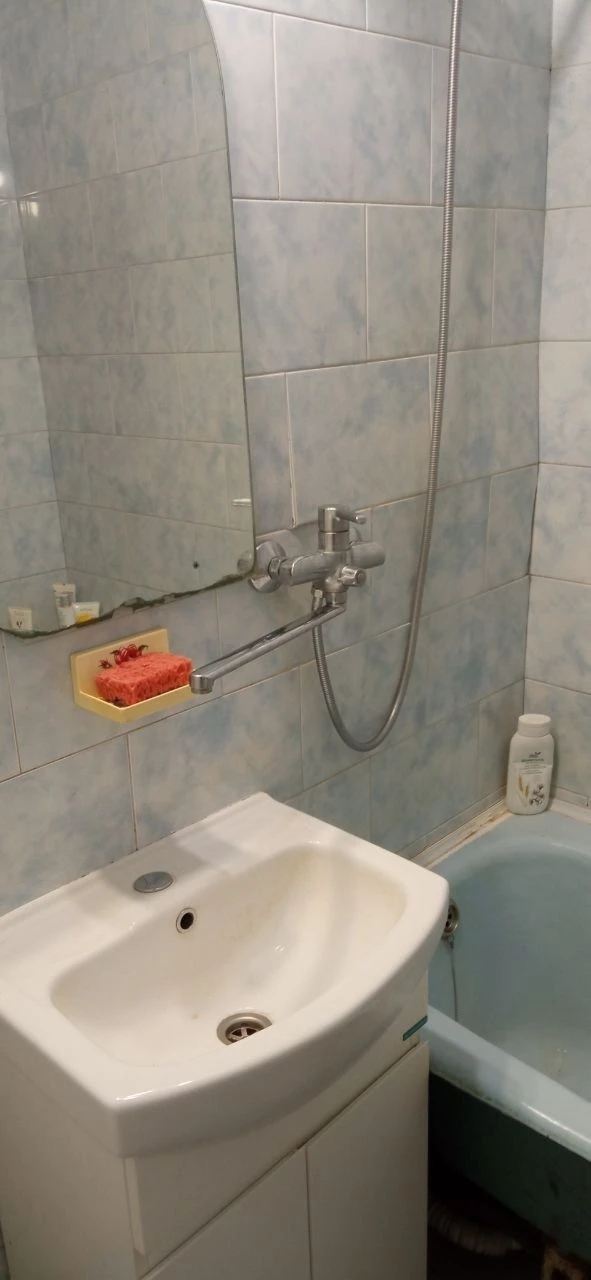 Продам 3-х кімнатну квартиру