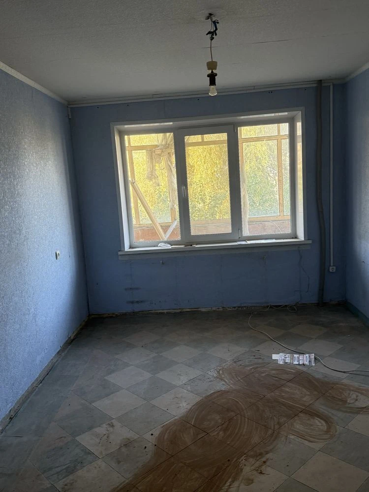 Продаж, продаж однокімнатну квартиру