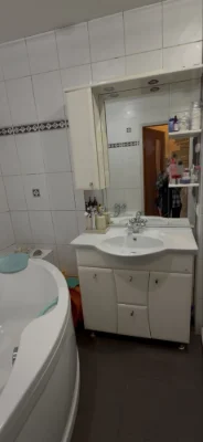 Продам двух кімнатну квартиру