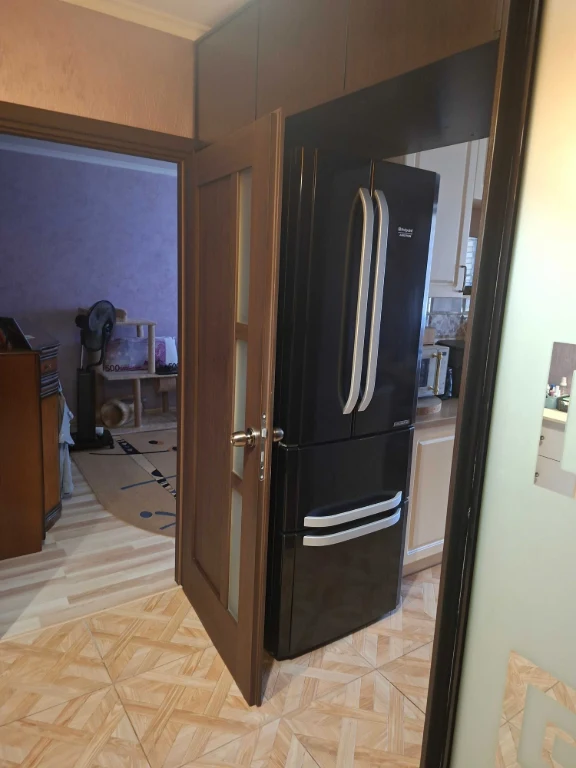 Продається двокімнатна квартира в центрі міста