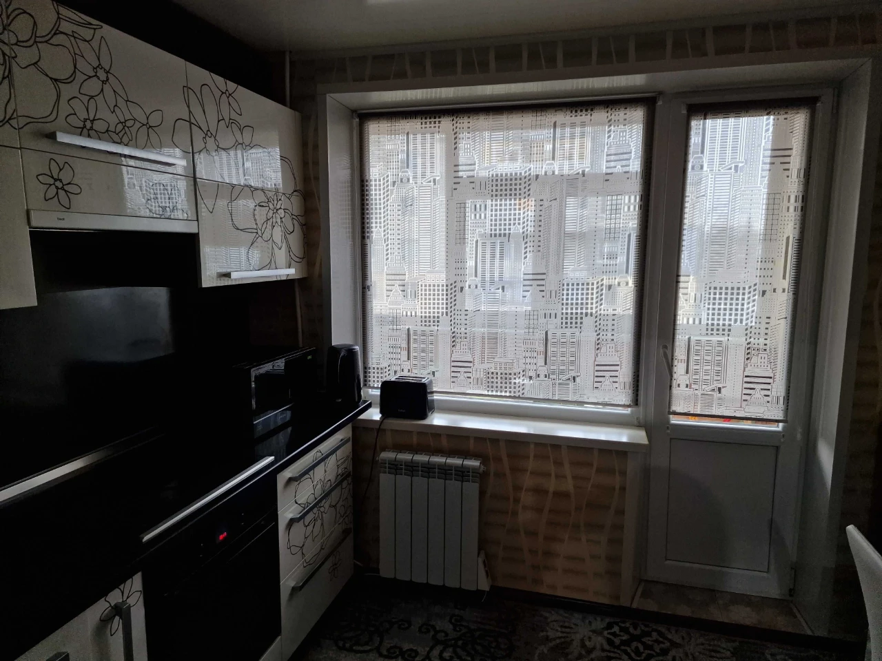 3-х кімнатна квартира в центрі (вул. Вокзальна) з авторським