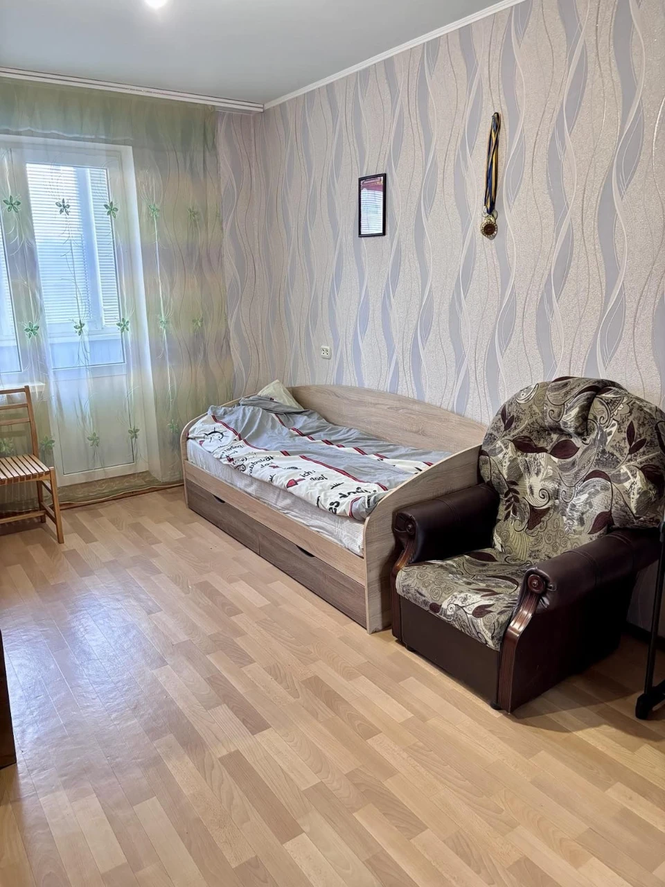Продаж чотирьох кімнатної квартири