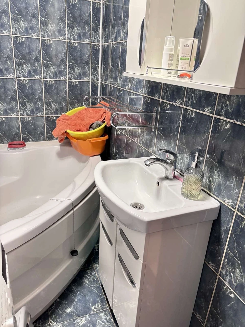 Продаж чотирьох кімнатної квартири