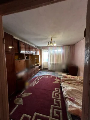 Срочно продам двух комнатную квартиру