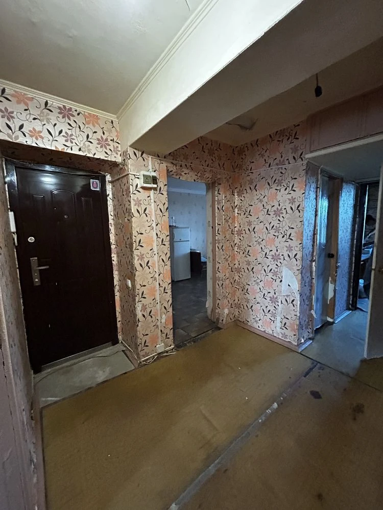 Срочно продам двух комнатную квартиру