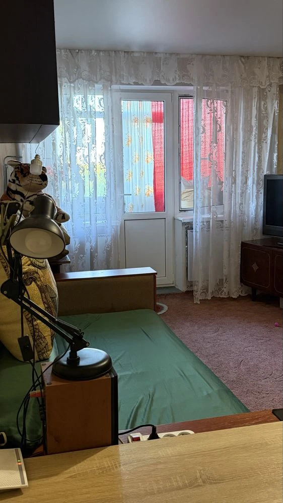 Продам квартиру 2 к. Власник
