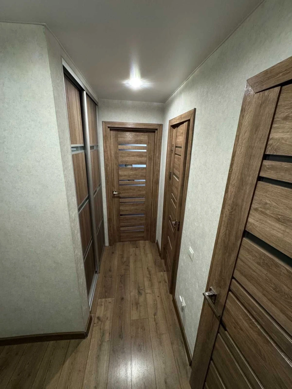 Продам 3х кім. квартиру центр Павлоград