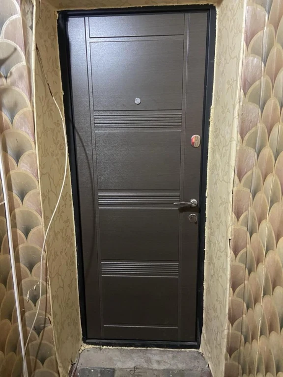 Продам двухкомнатную квартиру на полигоне
