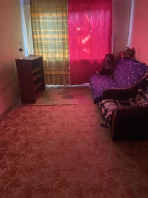 Продам двухкомнатную квартиру на полигоне