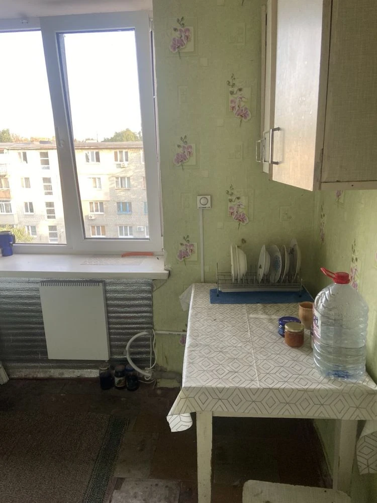 Продам двухкомнатную квартиру на полигоне