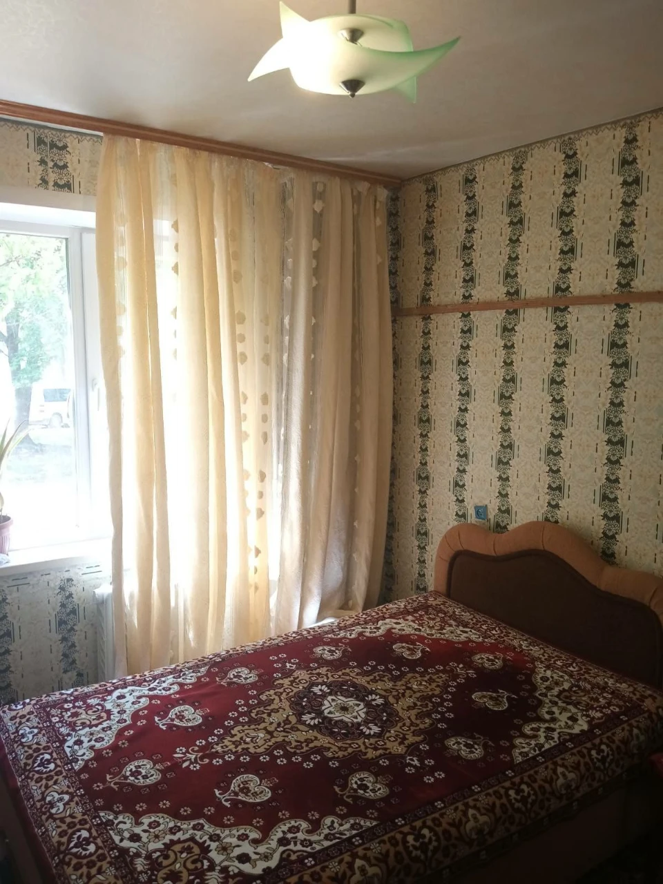 Продається 2-кімнатна квартира в РН ПЗТО