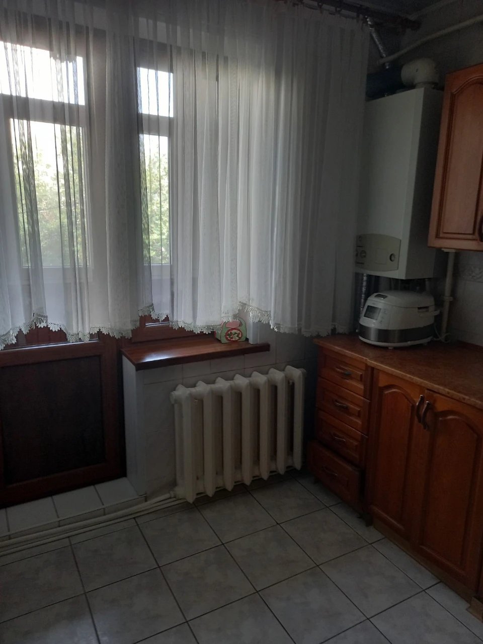 Продается трехкомнатная квартира на ПШС
