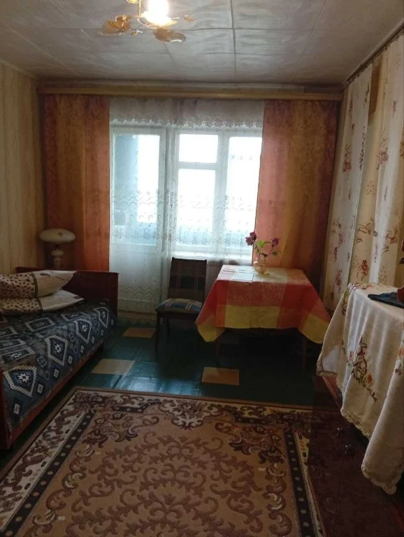 Продається двокімнатна квартира, Поділ