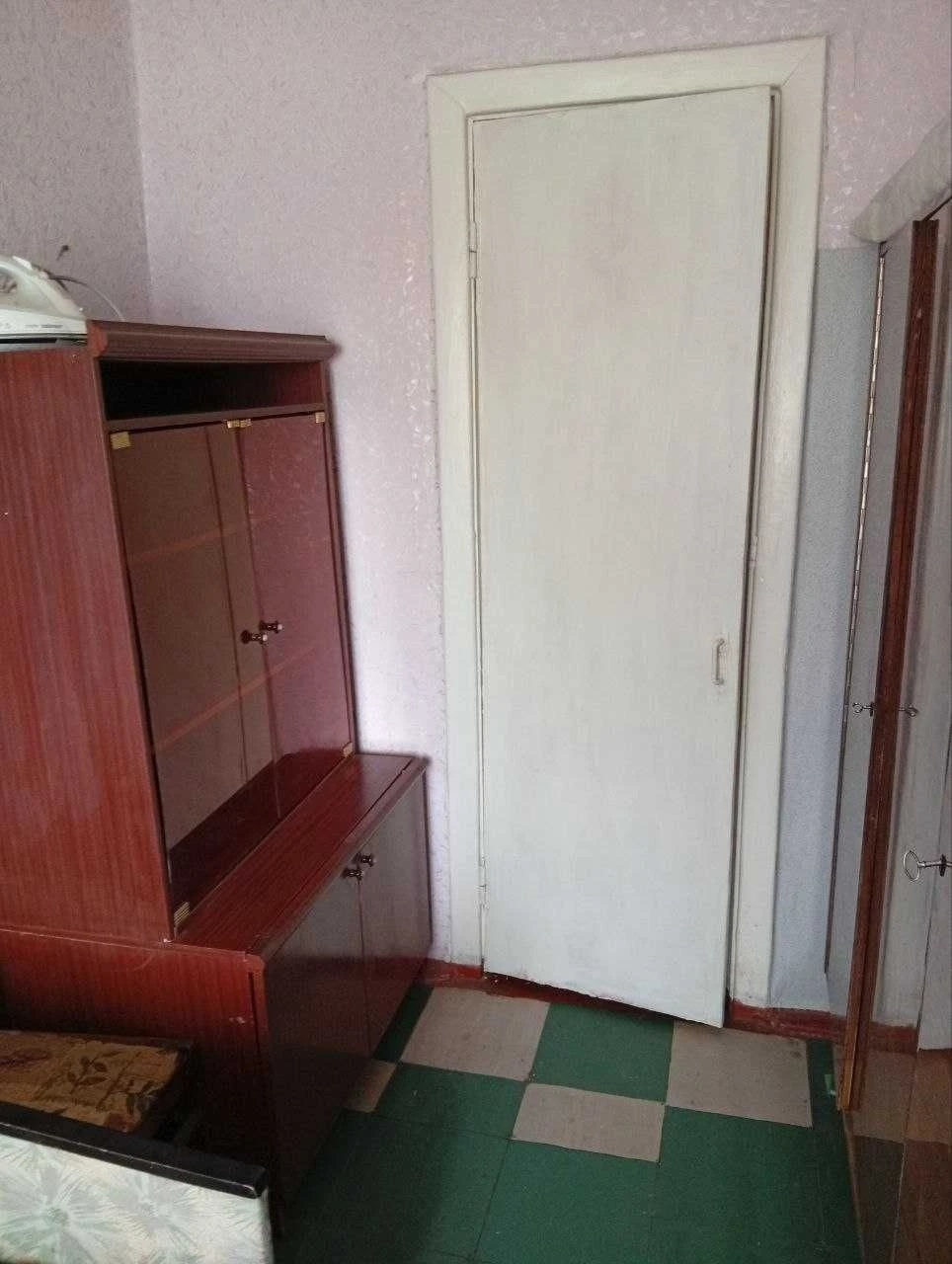 Продається двокімнатна квартира, Поділ