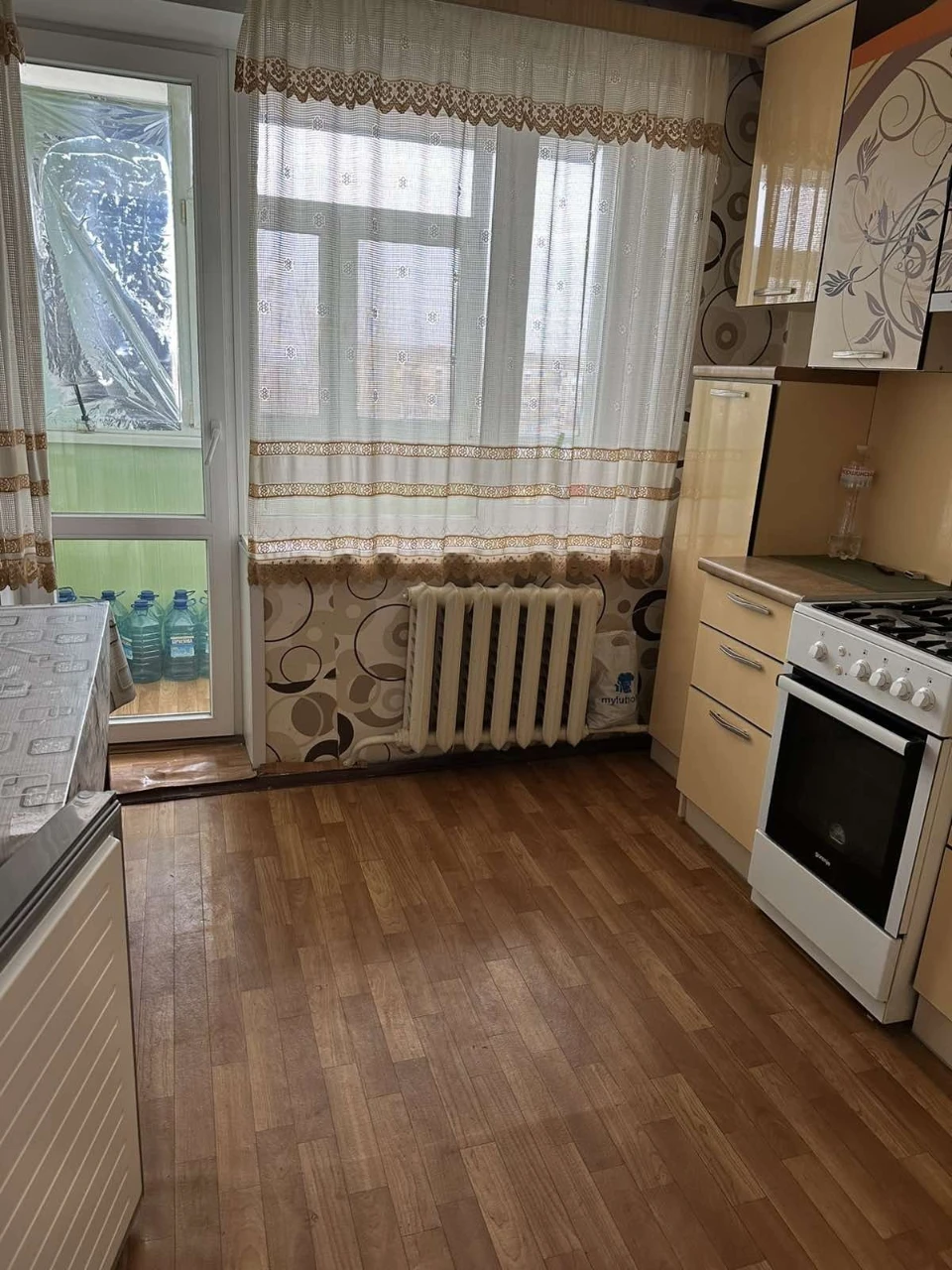 Продам 2-кімнатну квартиру РТС з меблями
