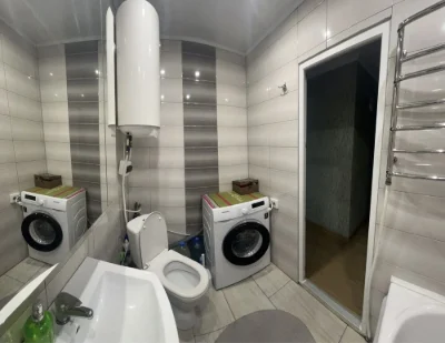 Продається квартира в центрі, 2-кімнатна, нового планування
