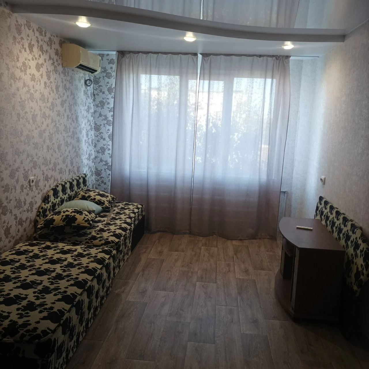Продам 3-к  квартиру ПХЗ