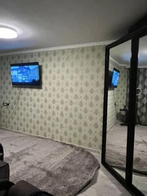 Продається 2-кімнатна квартира 1/5, зроблено ремонт, металопластикові труби,
