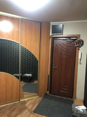 Продам 2 кімнатну квартиру в центрі