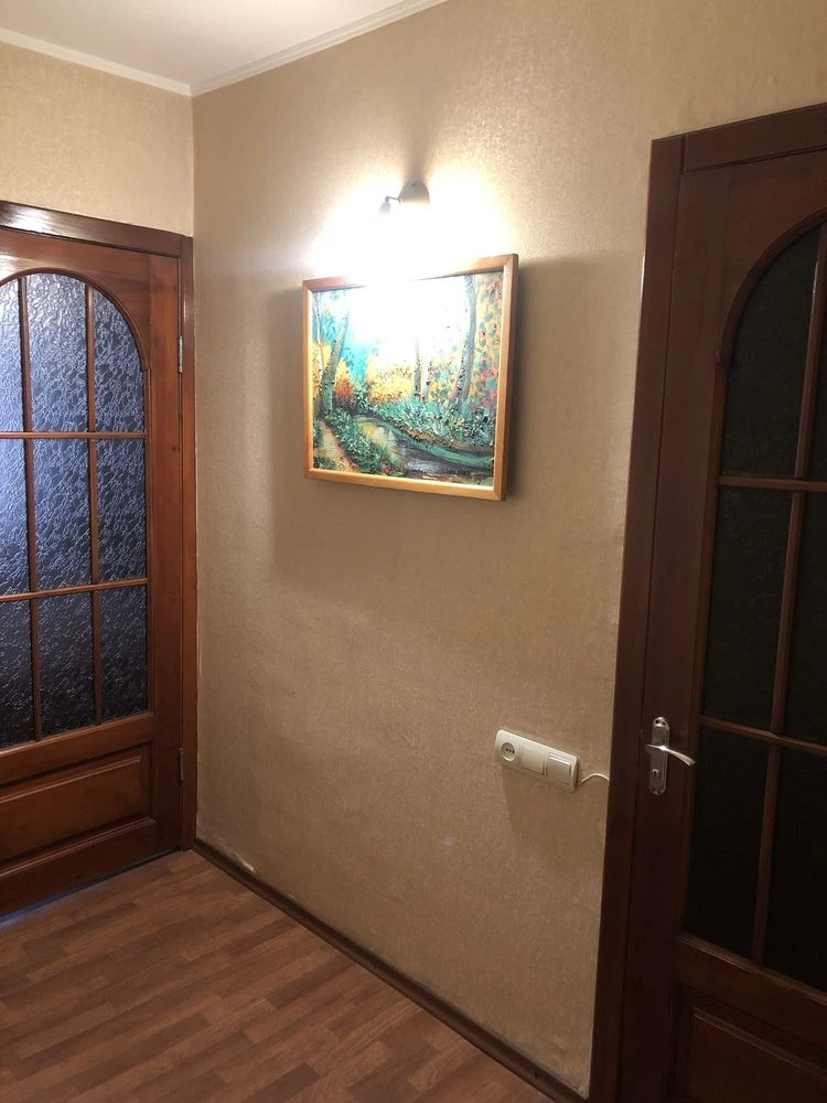 Продам 2 кімнатну квартиру в центрі
