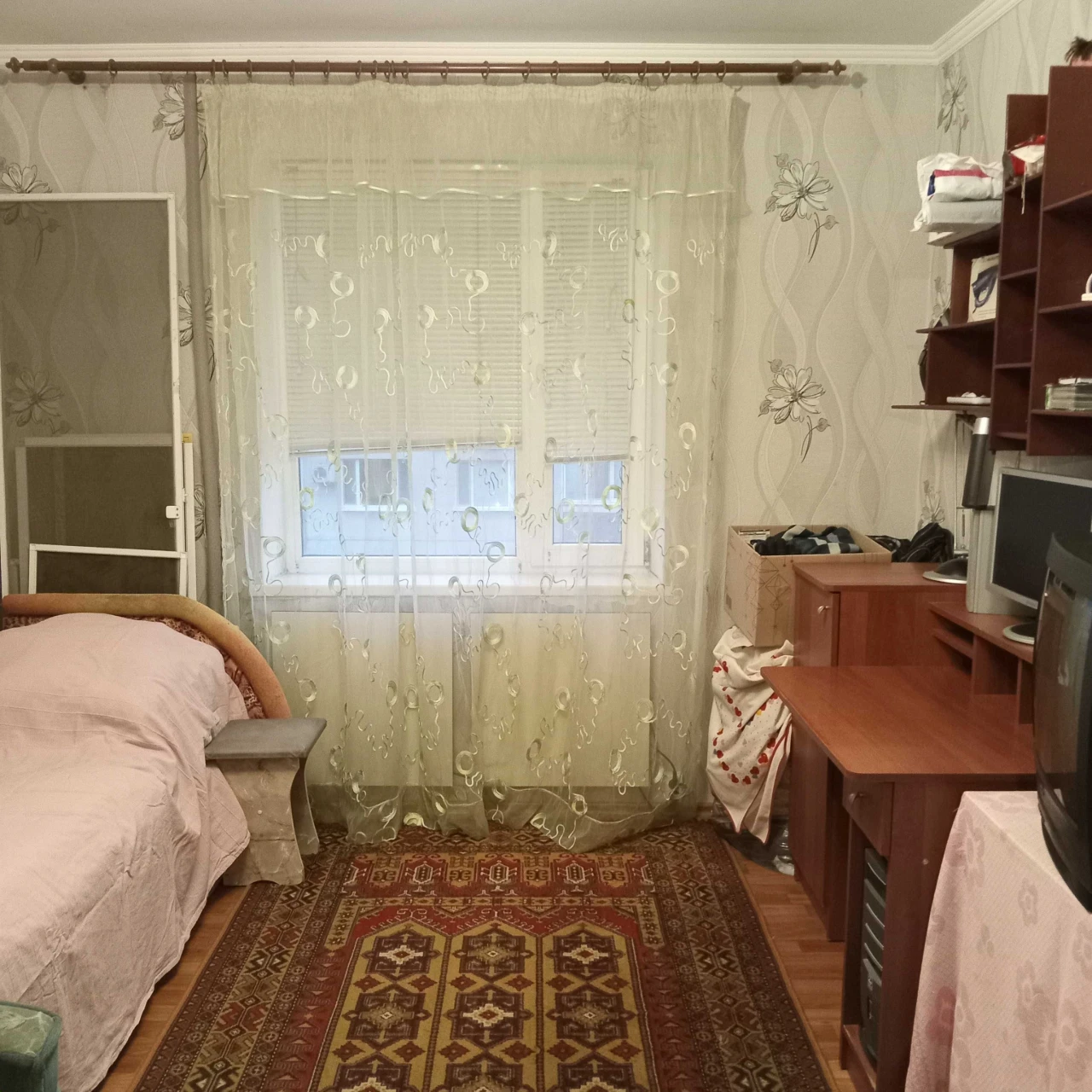 Ан Продам 2-х кімн  4 поверх Павлограда