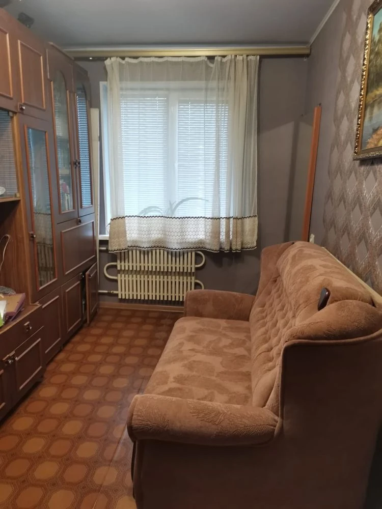 Продам 3-х кімнатну квартиру з меблями та технікой