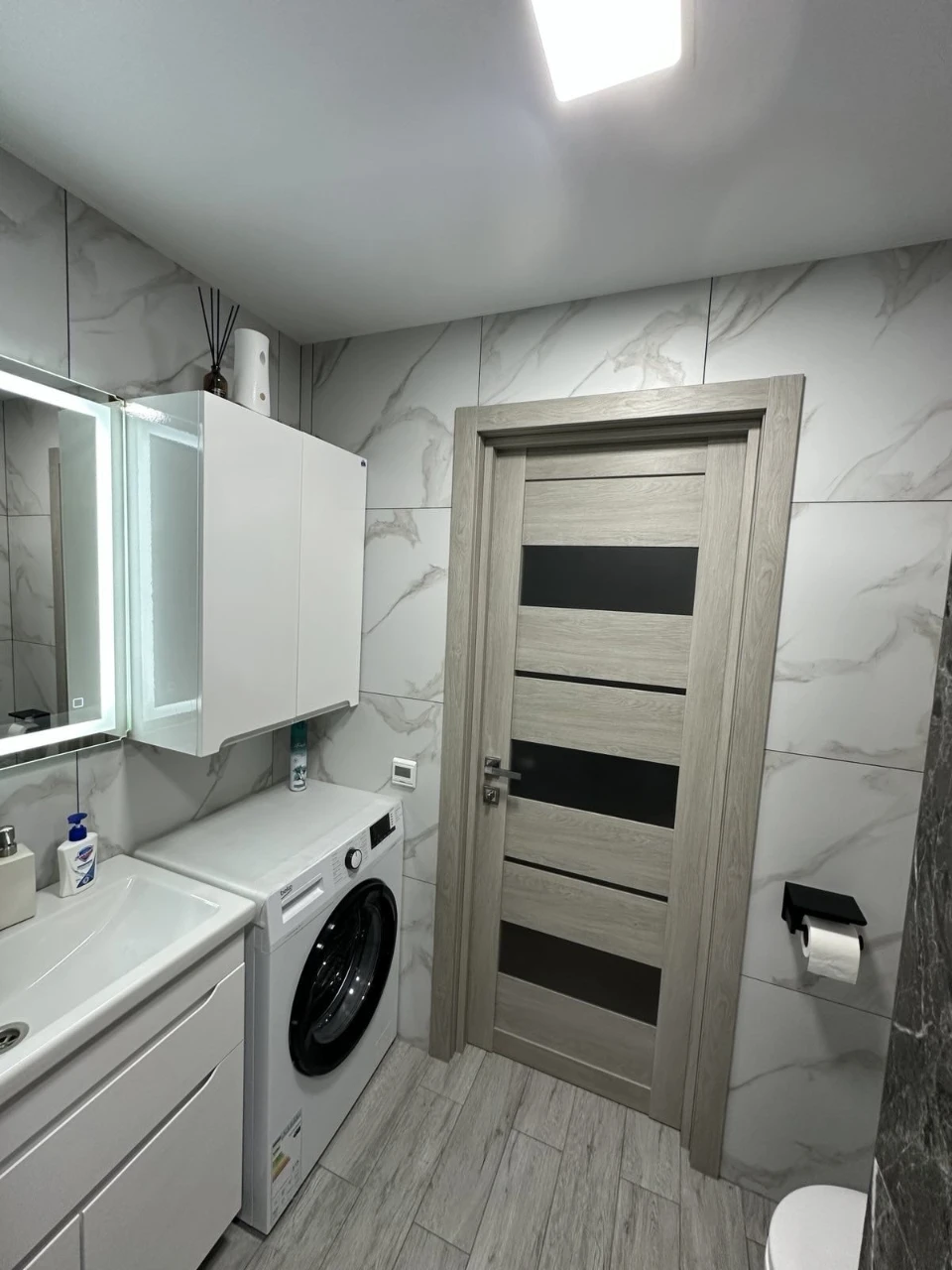 3-х кімнатна квартира, район 40 років .