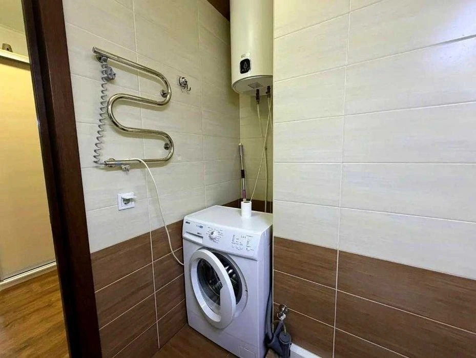 NO SALES 1-room studio apartment 37.3 m2 in the Yaskravyi Pidzemn residential complex