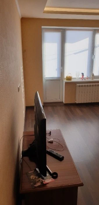 Продається двокімнатна квартира, район ПЗТО.