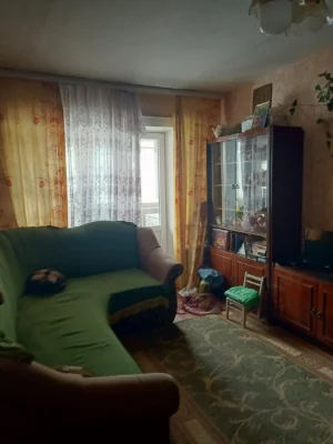 Продам 3-кімнатну квартиру у центрі Павлограда