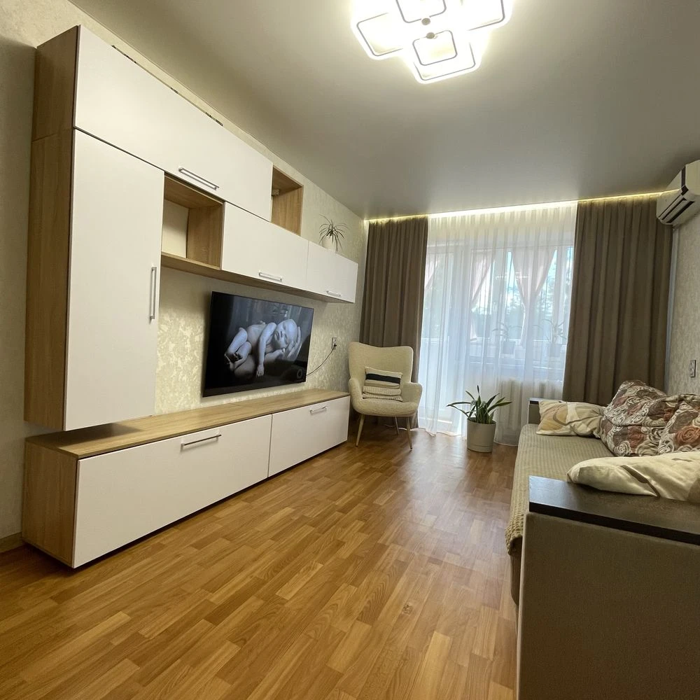 Продам   2 кімнатну квартиру р-н Хіммаш (НЕ ХІМЗАВОД)
