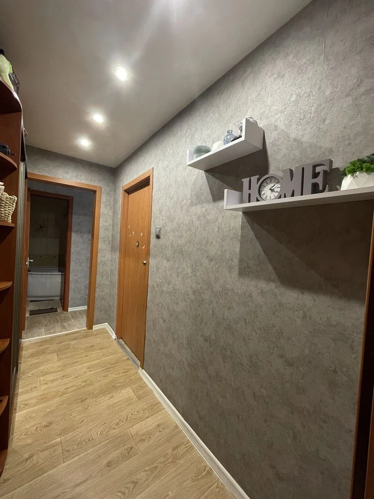 Продам   2 кімнатну квартиру р-н Хіммаш (НЕ ХІМЗАВОД)