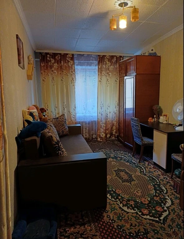 Продам однокомнатную квартиру в Павлограде.