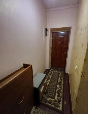 Продам однокомнатную квартиру в Павлограде.
