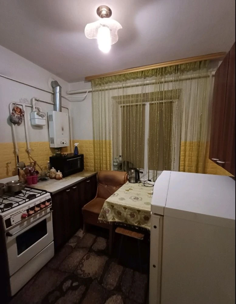 Продам однокомнатную квартиру в Павлограде.
