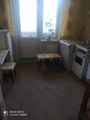 Павлоград, продаж 2-кімнатна квартира на вулиці Степного Фро