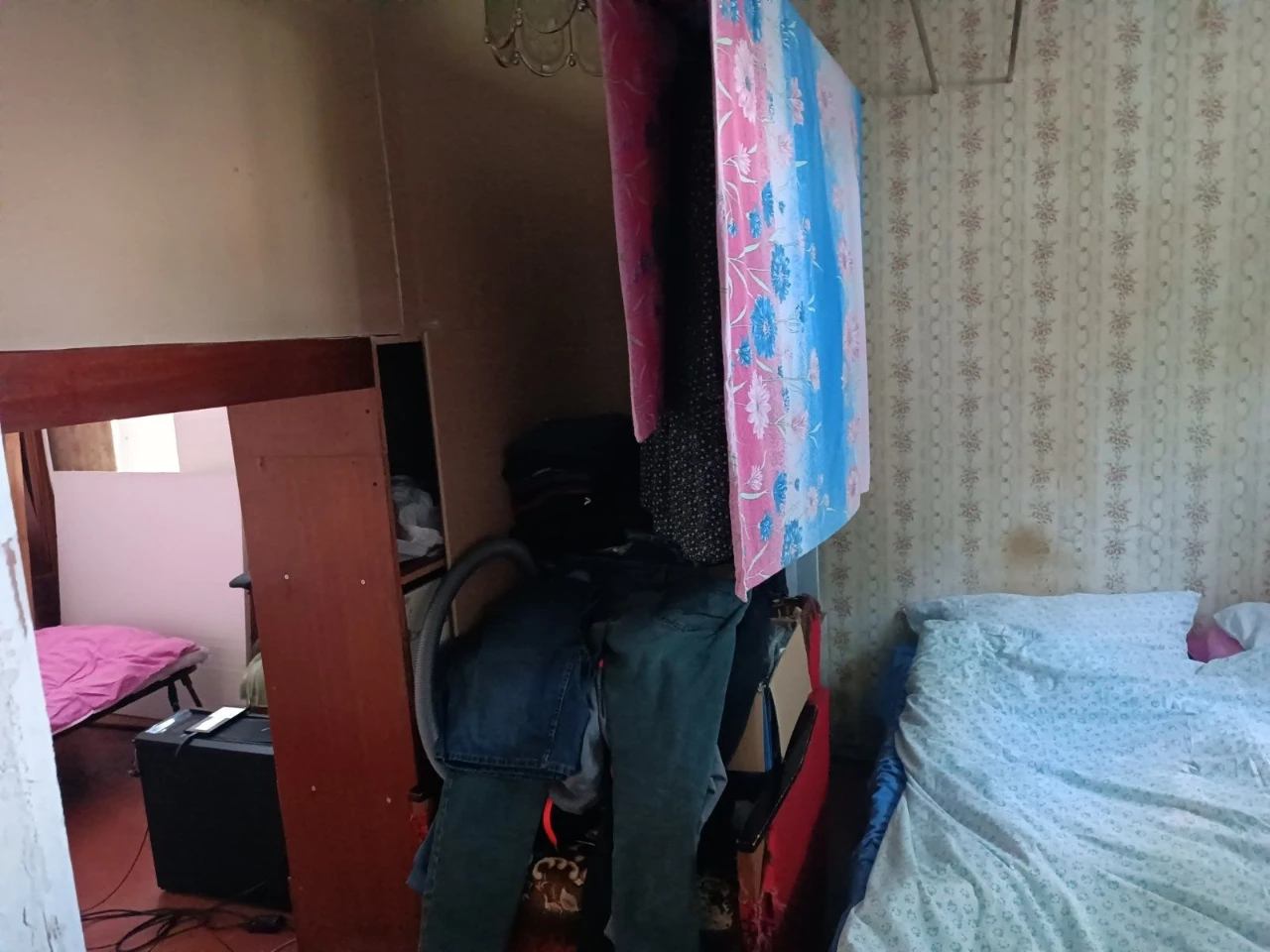 Продается квартира 2 комнаты, 2 этаж, район Ливмаш