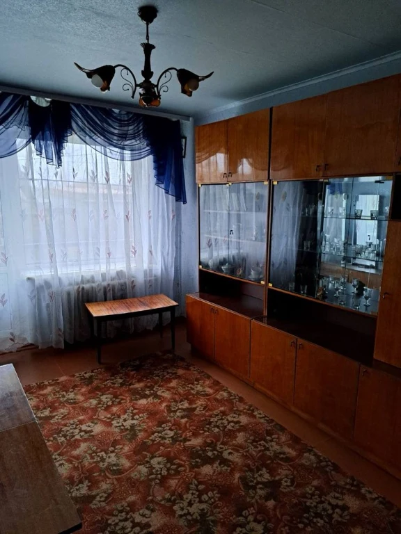 Продається двокімнатна квартира з мебльою