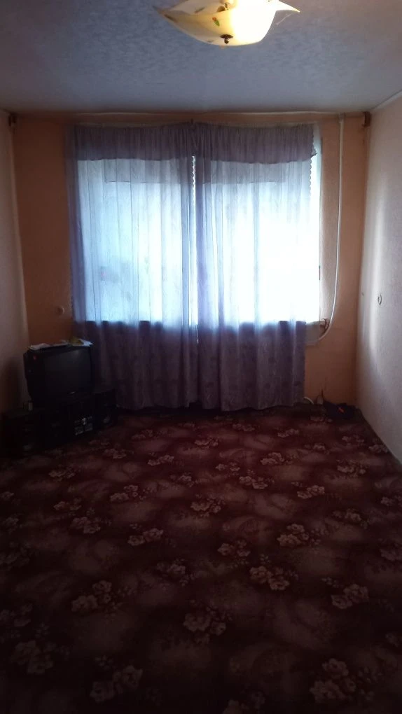 Продам 3-х кімнатну квартиру