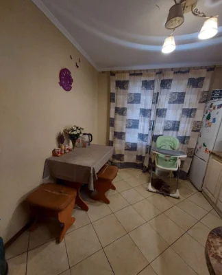 Продається двокімнатна квартира