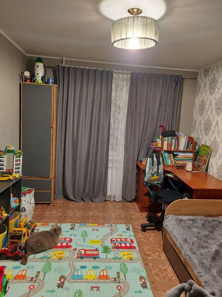 Продається двокімнатна квартира