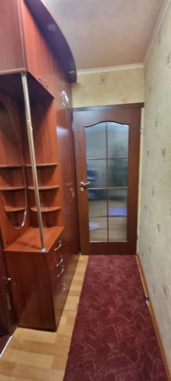 Продається 2-кімнатна квартира в будинку ПШС