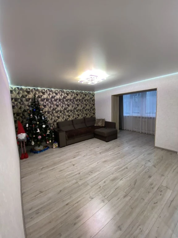 Продається 3-кімнатна квартира