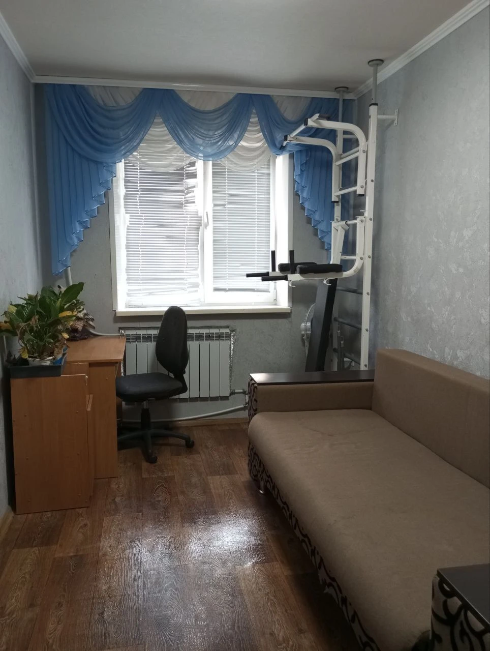 Продається 3-кімнатна квартира+гараж