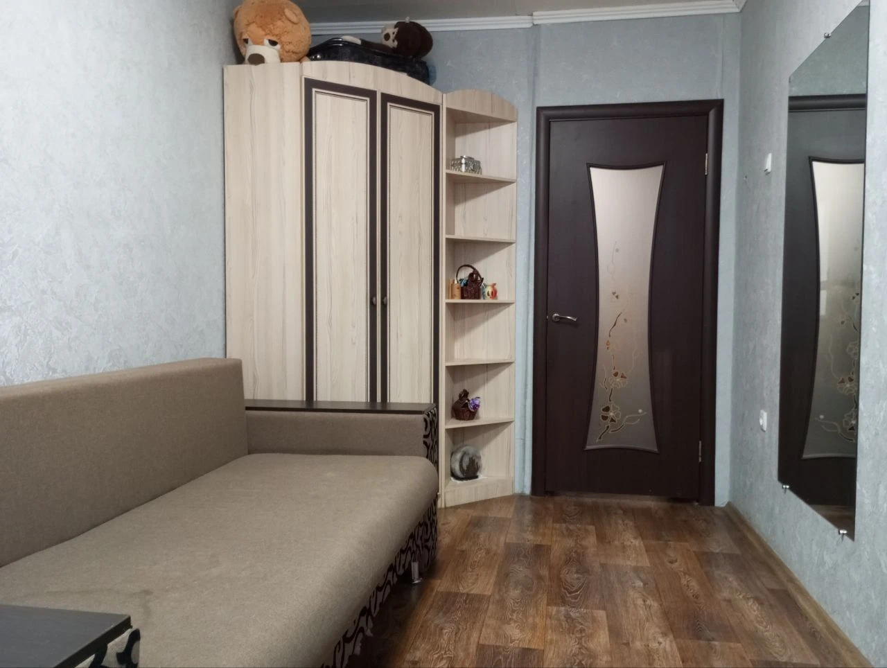 Продається 3-кімнатна квартира+гараж