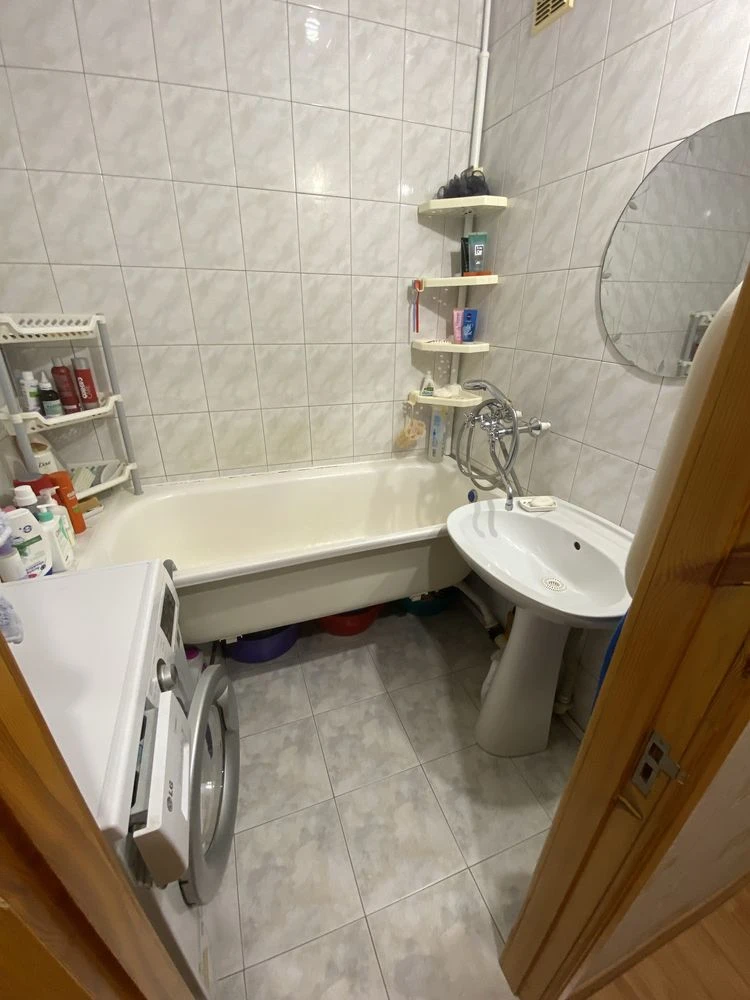 Продается 2-комнатная квартира, Павлоград, СШБ, 4/5