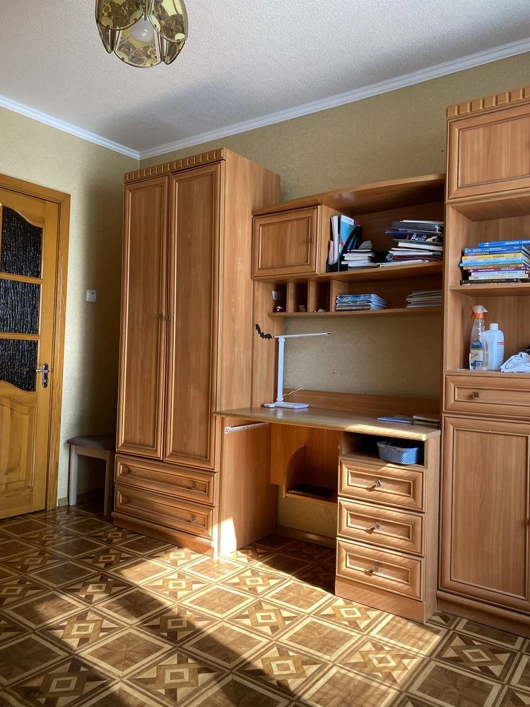 Продается 2-комнатная квартира, Павлоград, СШБ, 4/5
