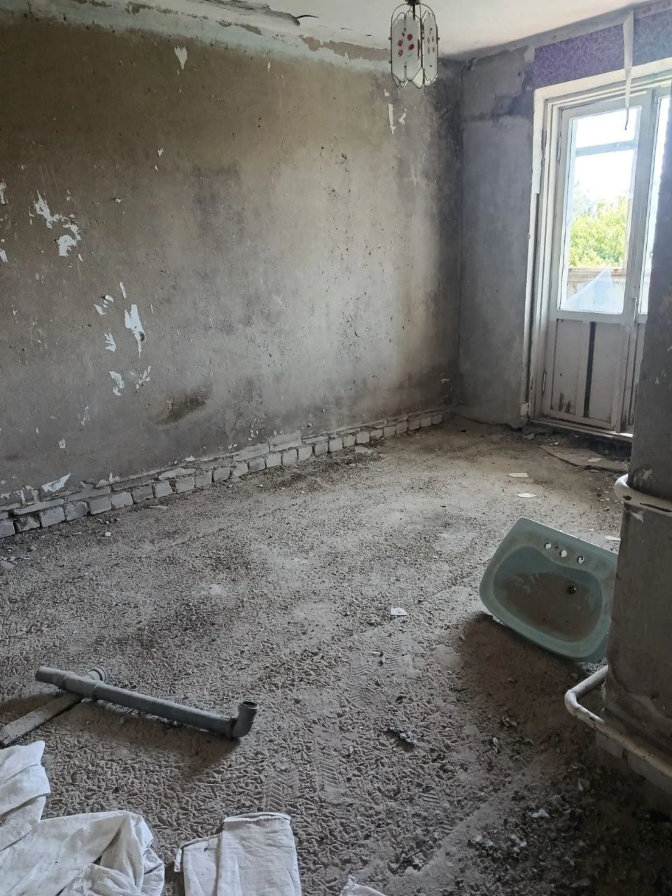 Продам квартиру под ремонт
