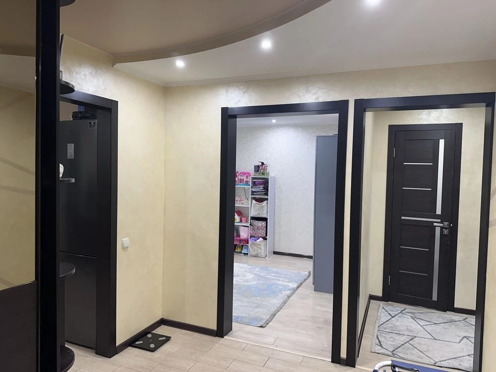 Продам 3к квартиру з ремонтом